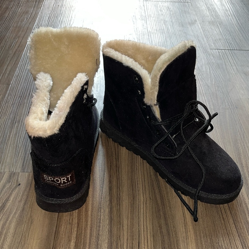 Sport Fashion Shoes S 8 (feels a little snug)